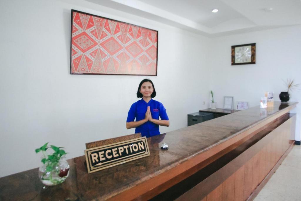 Pia Hotel Pangkalpinang Pangkalan Baru Luaran gambar
