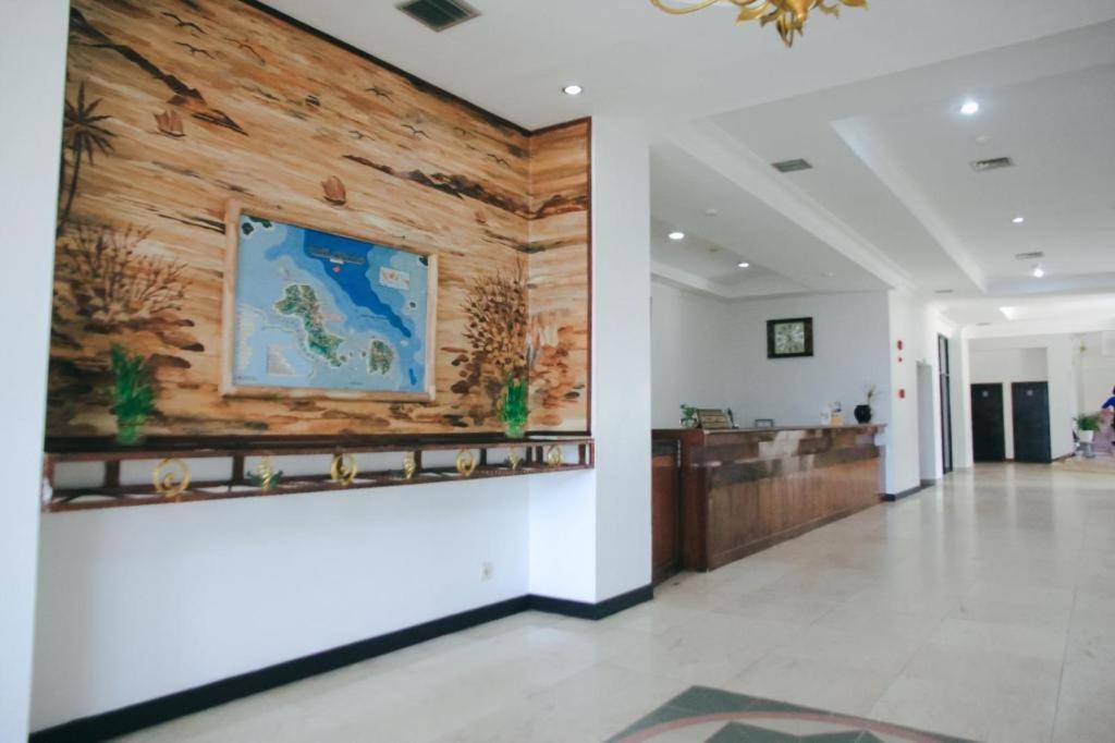 Pia Hotel Pangkalpinang Pangkalan Baru Luaran gambar